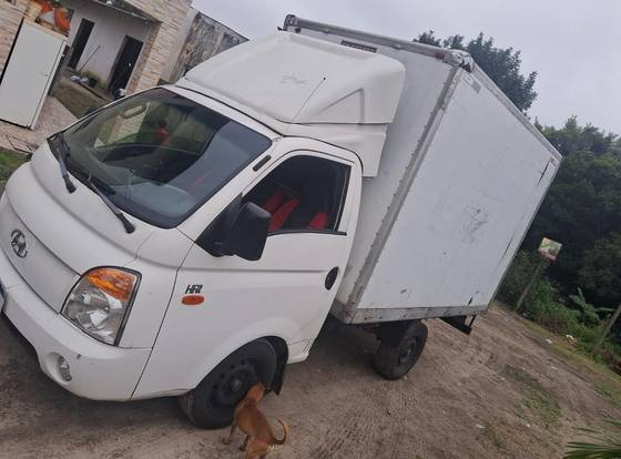 HYUNDAI HR 2.5 TCI HD LONGO COM CAÇAMBA 4X2 8V 94CV TURBO INTERCOOLER DIESEL 2P MANUAL